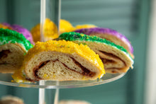 Load image into Gallery viewer, Traditional King Cake - Local Pickup
