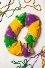 Load image into Gallery viewer, Traditional King Cake - Local Pickup
